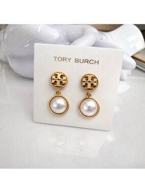 New Tory Burch Gold & Pearl Dangle Drop Pierced Earrings New With Pouch